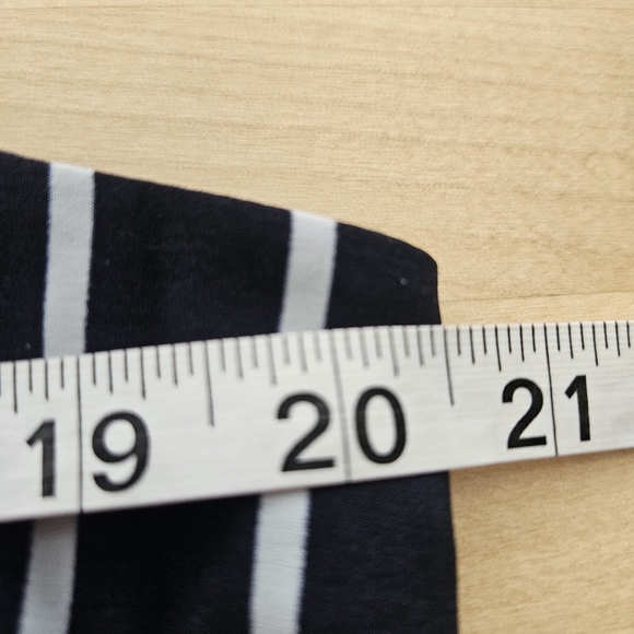 Olive & Oak Navy Vertical/Horizontal Stripe Shift Dress Size 12 - Picture 6 of 9